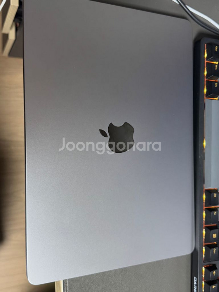 맥북 에어 m2 13 기본형--1