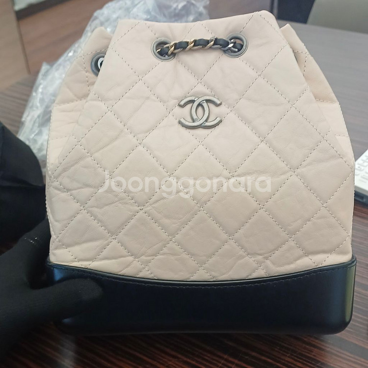 새상품 풀세트 샤넬 내장칩 가브리엘 백팩 스몰--1
