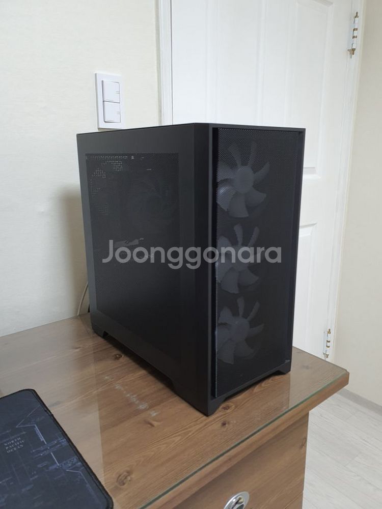 컴퓨터 본체 팝니다--1