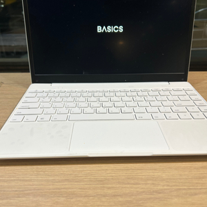 충전기 없는 베이직스 노트북팝니다