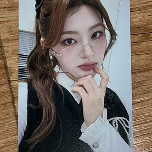 스테이씨 stayc 베베 메이크스타 세은 무테안경 포카