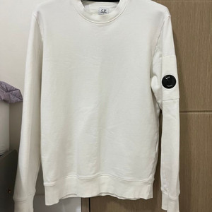 cp컴퍼니 맨투맨