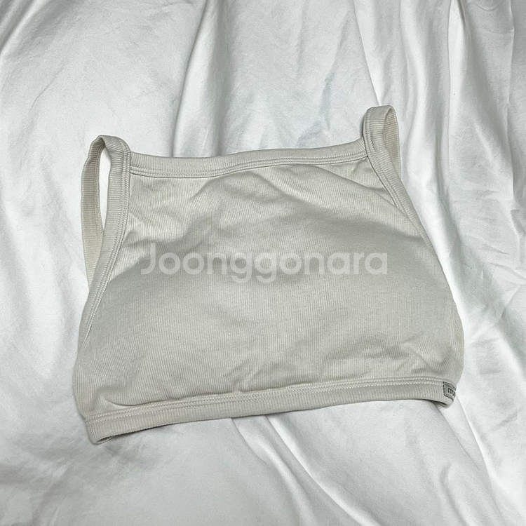 무브웜 립 비트윈 브라 크림쉘--1