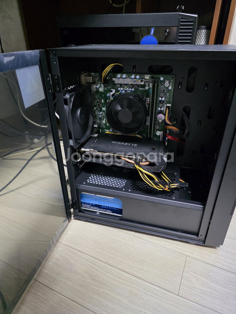 i5 9400 게이밍컴터 팝니당 업자x--1