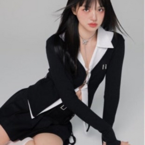 뉴얼린 emblem Line hook cardigan