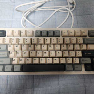 레이니 개선판 웨이브75 중옵 팝니다