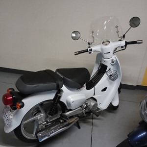23년식 혼다 슈퍼커브 110cc 키로수300판매