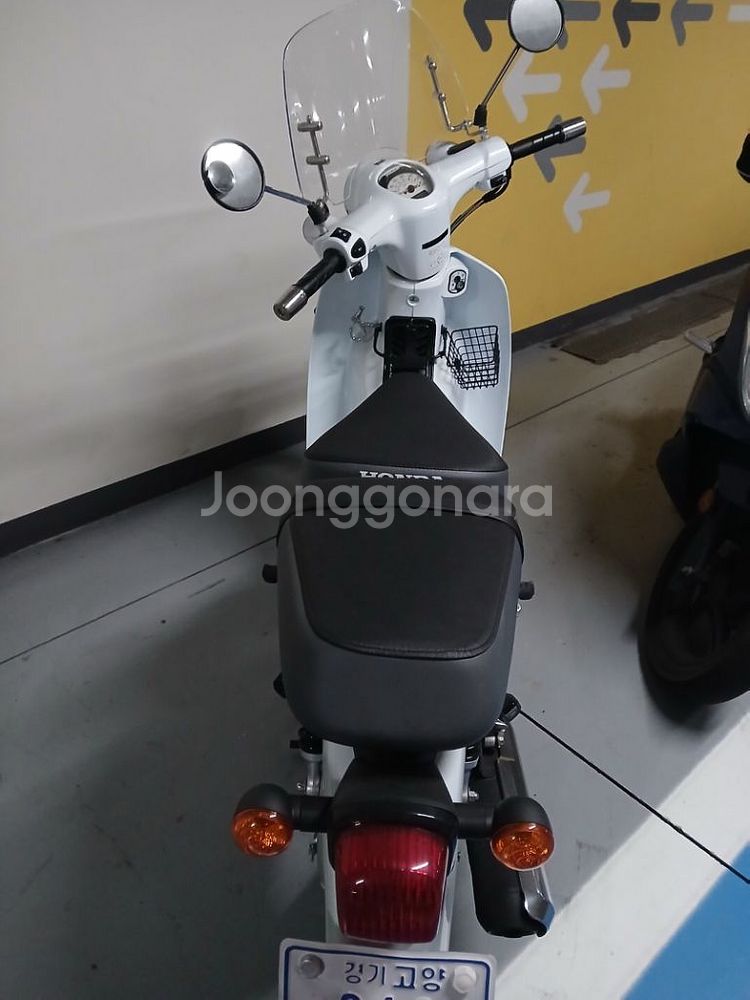 23년식 혼다 슈퍼커브 110cc 키로수300판매--2