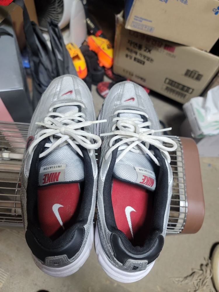 나이키 런닝화 270--6