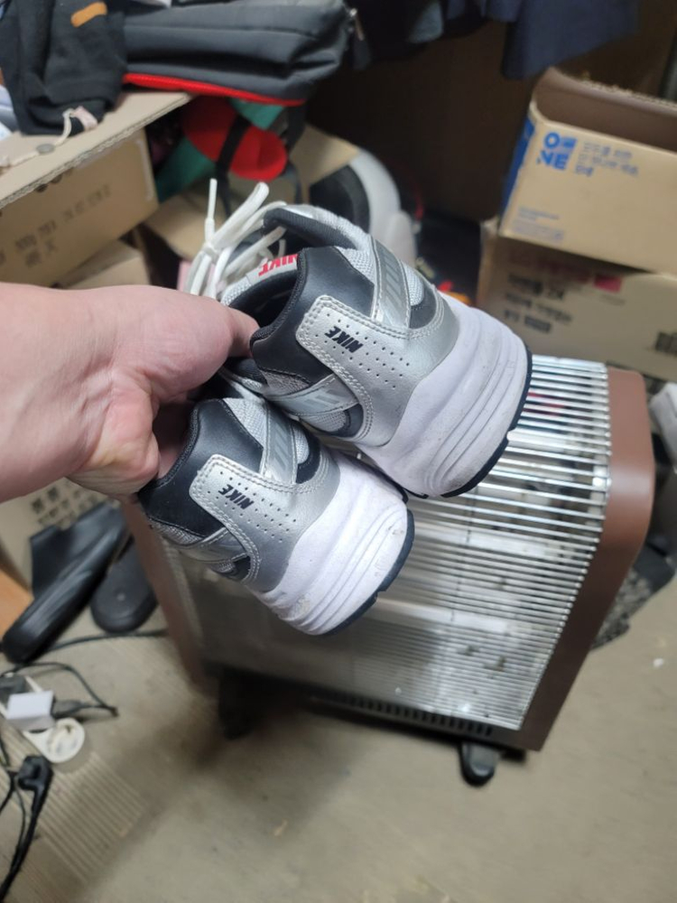 나이키 런닝화 270--3