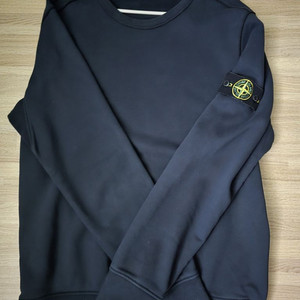 스톤아일랜드 네이비 와펜맨투맨 L 실착2회(마지막가격)