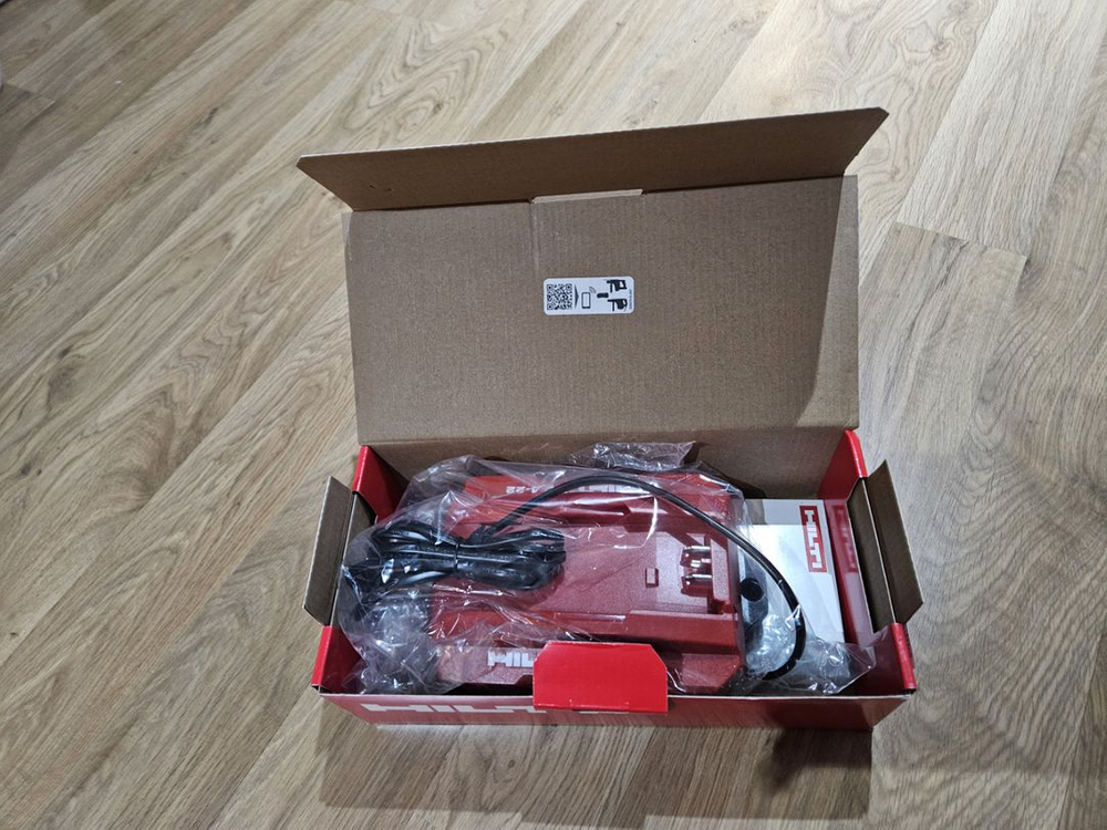 힐티 뉴론 충전기 C 4-22 뉴런 충전기--1