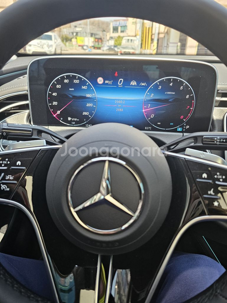 벤츠 e클래스 e200 아방가르드--2