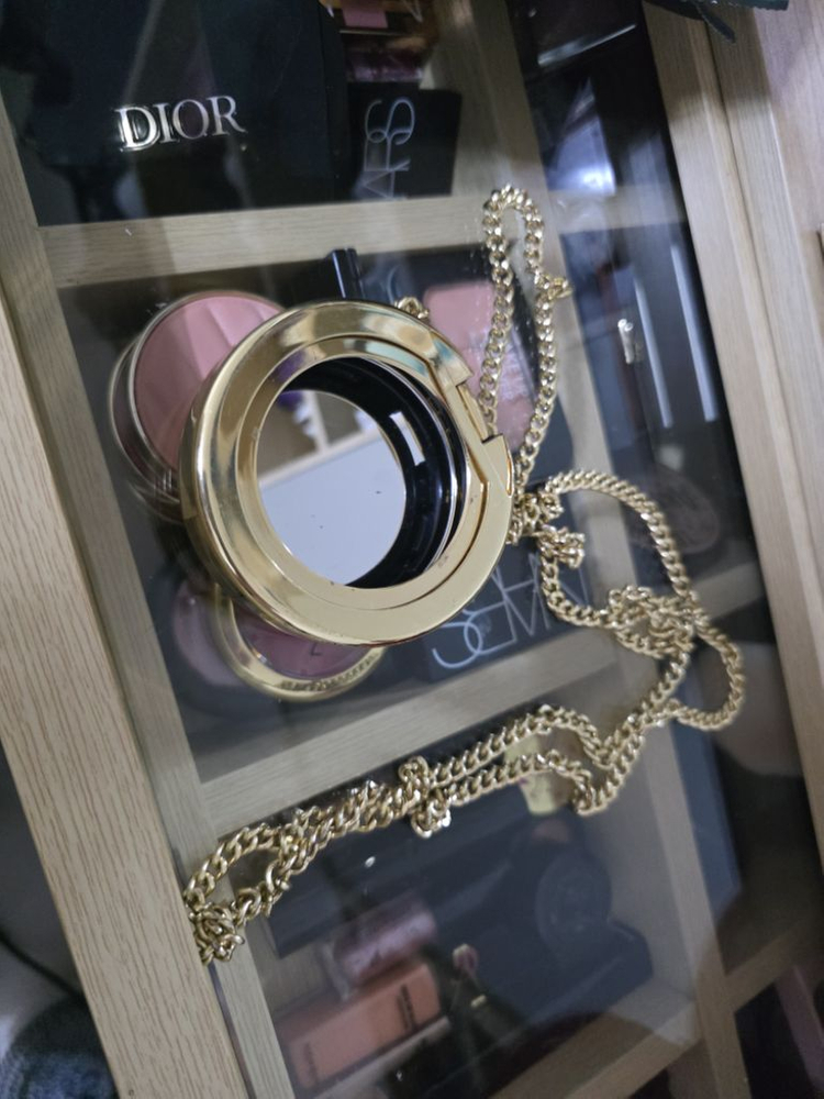 입생로랑 쿠션 파우치 가방 이미지