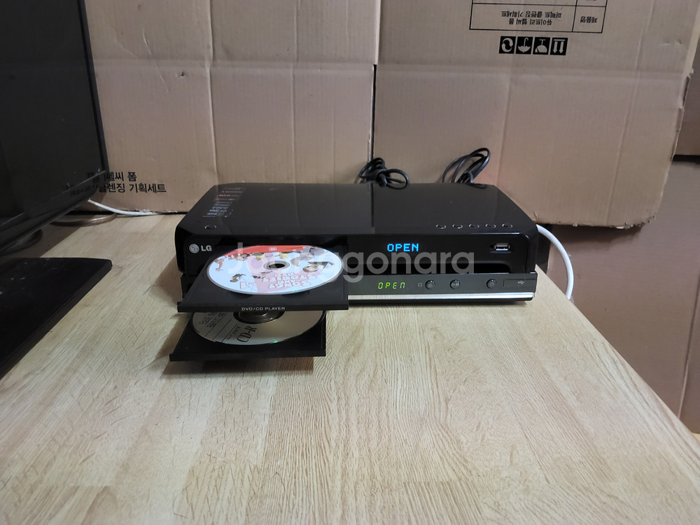 LG 삼성 CD VCD DVD 플레이어 2대 일괄판매--0