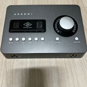 UAD arrow
