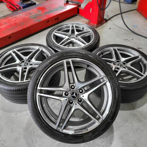 벤츠 c63amg 19인치 순정휠 타이어 세트 판매