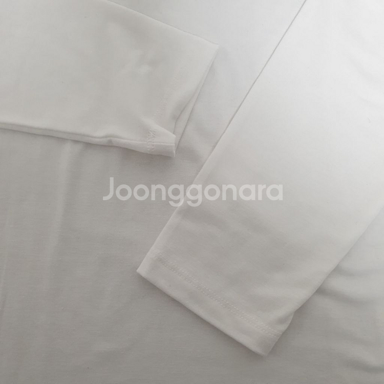 룸페커 부드러운 기본티 세탁후 보관--2