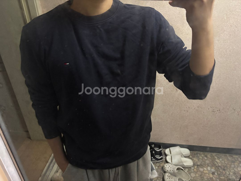 남녀공용 옷 아디다스 남색져지 토미힐 맨투맨 팔아요--4