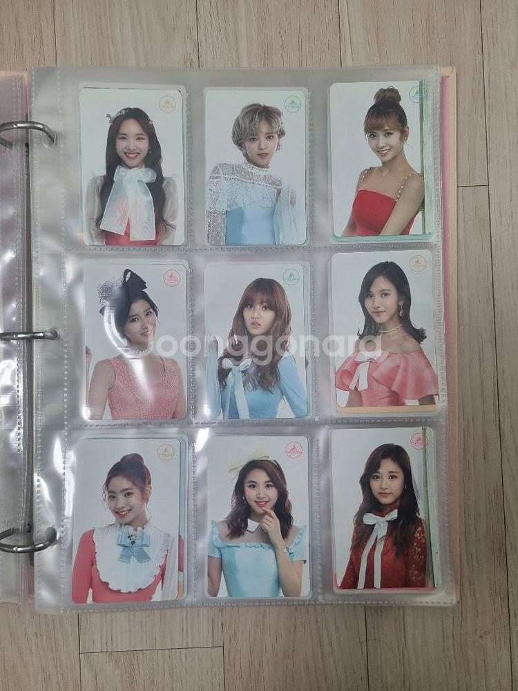 트와이스 첫 콘서트(2017) 공식 굿즈 포카--1
