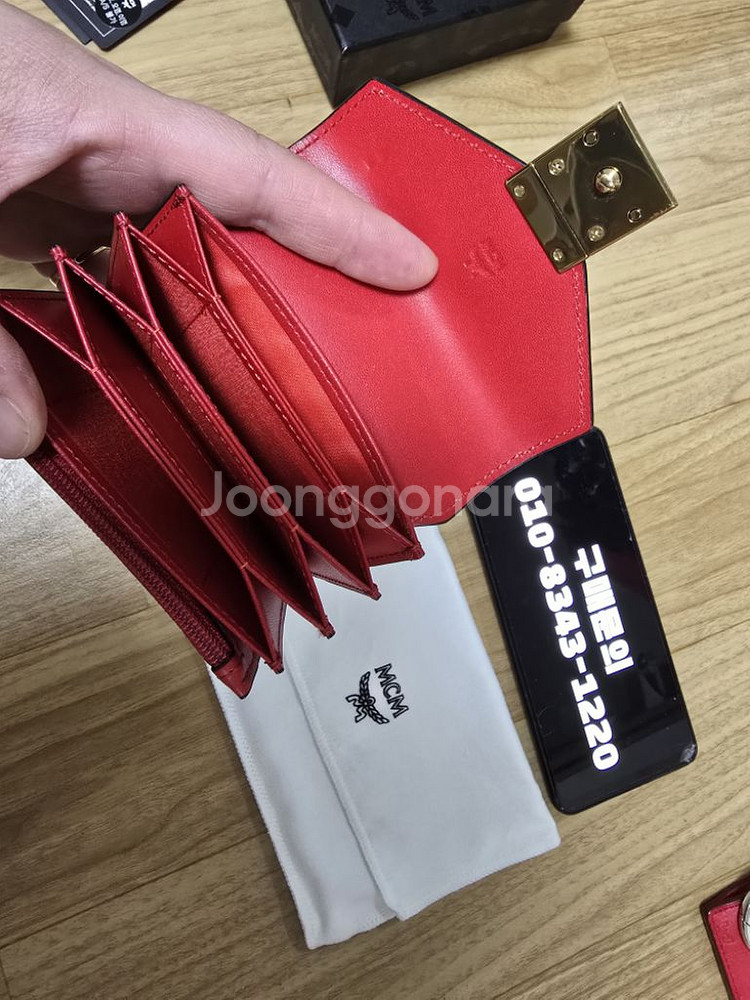 정품 :) MCM 아코디언 카드지갑--6