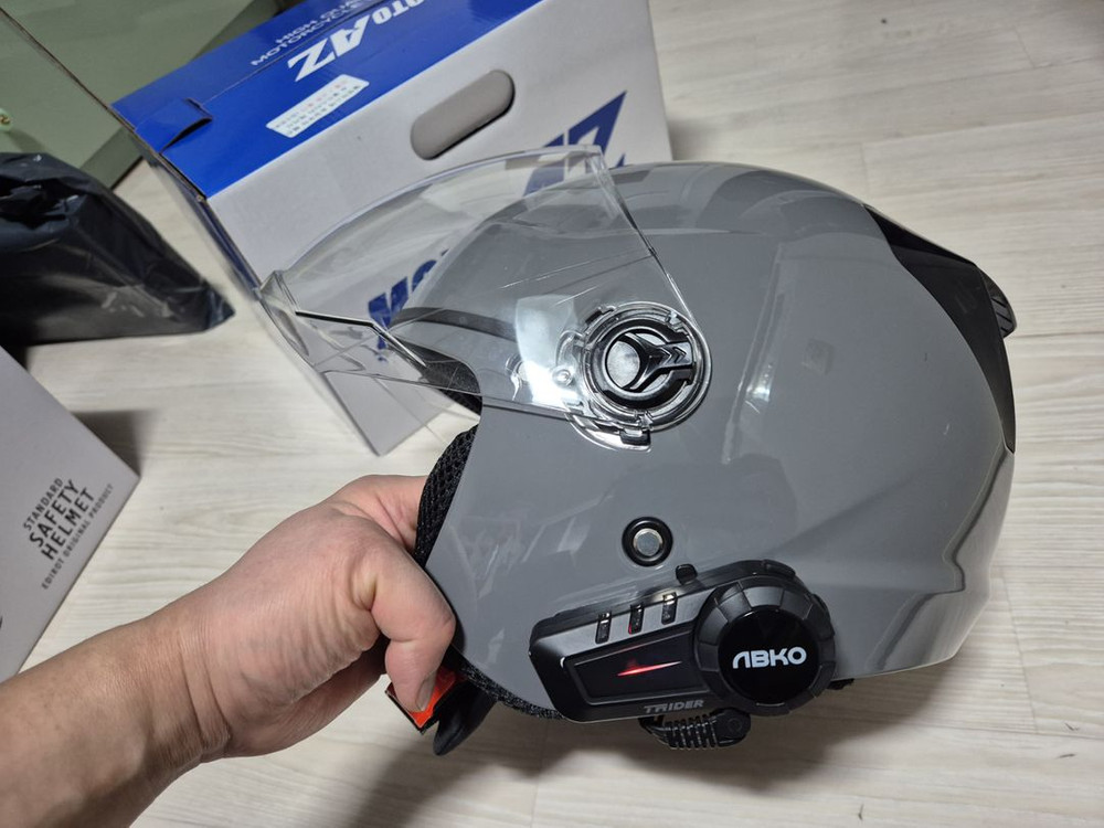 모토에이지 z5 헬멧 시멘트색 L싸이즈 판매합니다--2