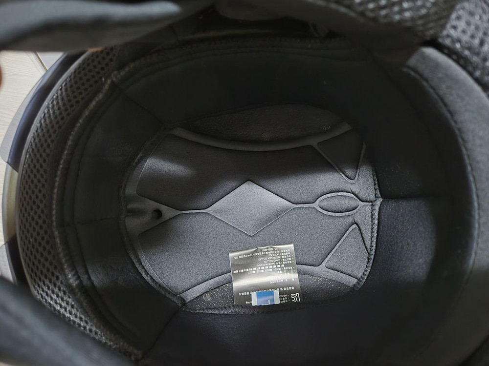 모토에이지 z5 헬멧 시멘트색 L싸이즈 판매합니다--3