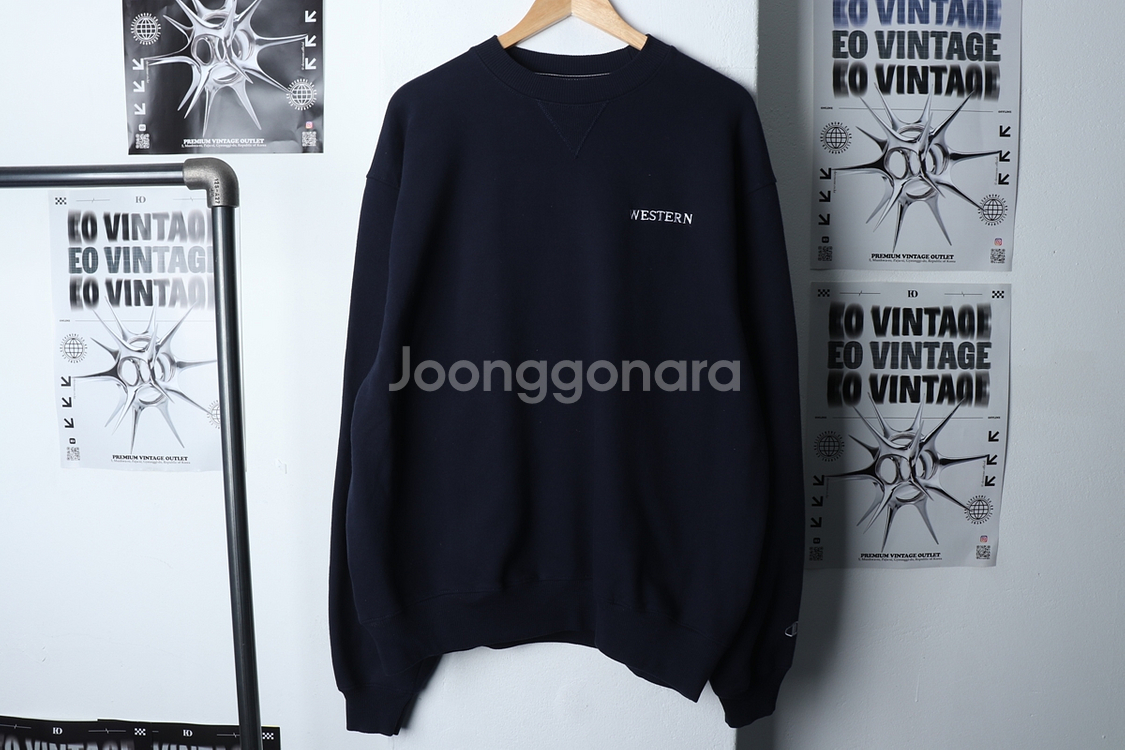 (L-XL) 챔피온 맨투맨 티셔츠 네이비 기모 한정판--1
