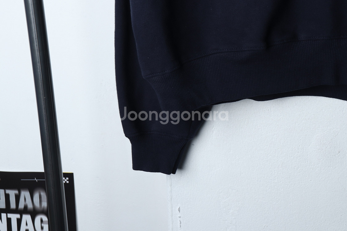 (L-XL) 챔피온 맨투맨 티셔츠 네이비 기모 한정판--3