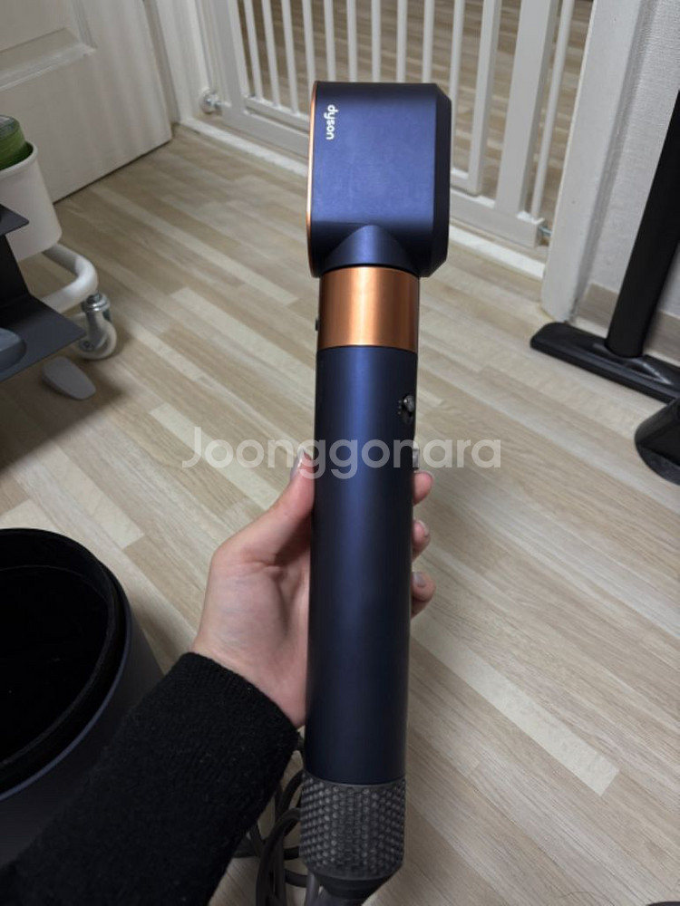 다이슨 에어랩 멀티 스타일러 컴플리트 롱 (거치대 포함--4