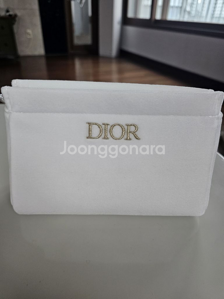 디올 화이트 파우치--0
