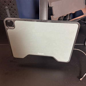 zelal Magnetic VESA Dock 11인치