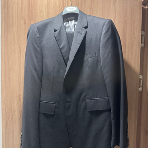 톰브라운 차콜 정장 사이즈 3