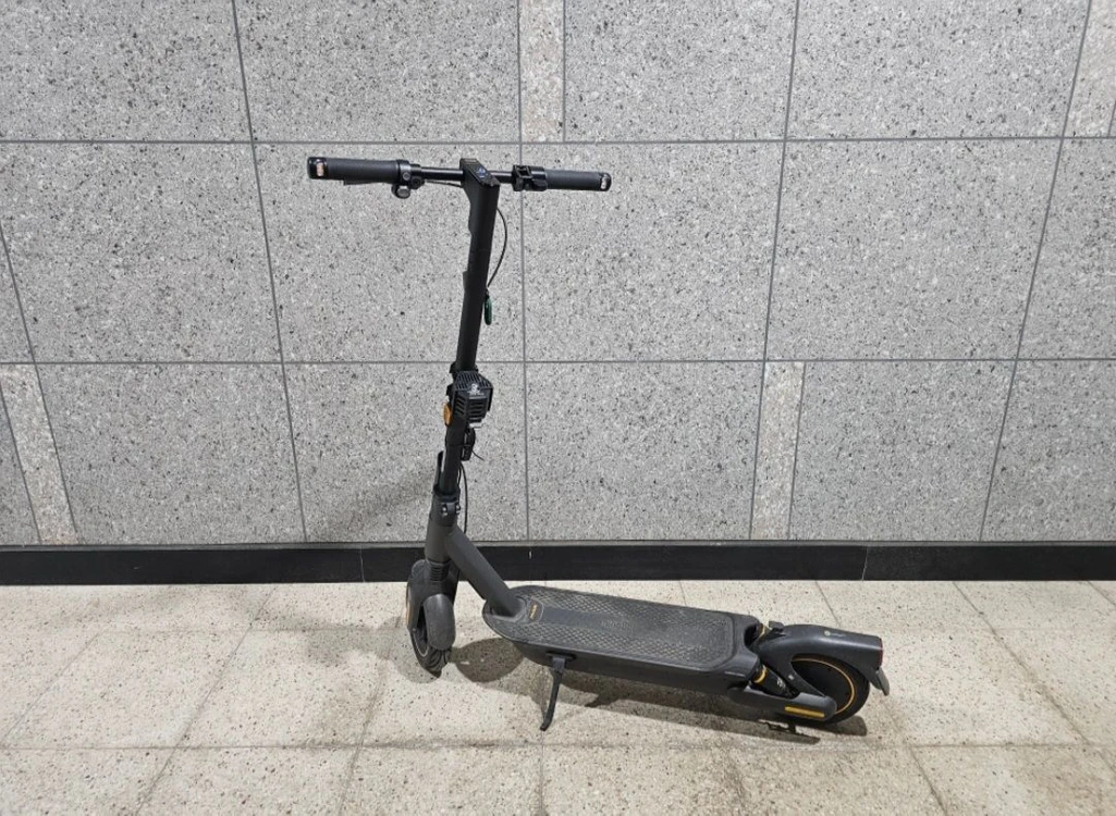 세그웨이 나인봇 맥스 G2, 도난방지용품, 헬멧 포함 이미지