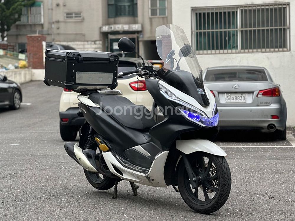 혼다 PCX125/2020년식/깔끔한컨디션/판매합니다--6