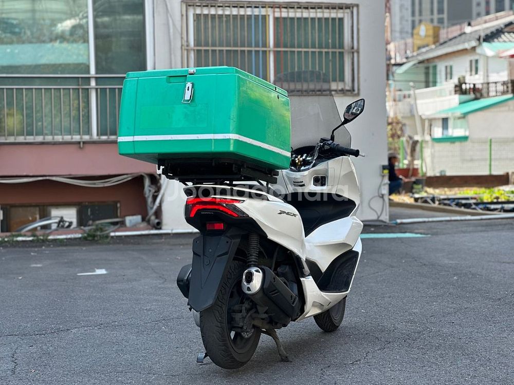 혼다 PCX125/2022년식/ABS/깔끔한 차량 판매--4