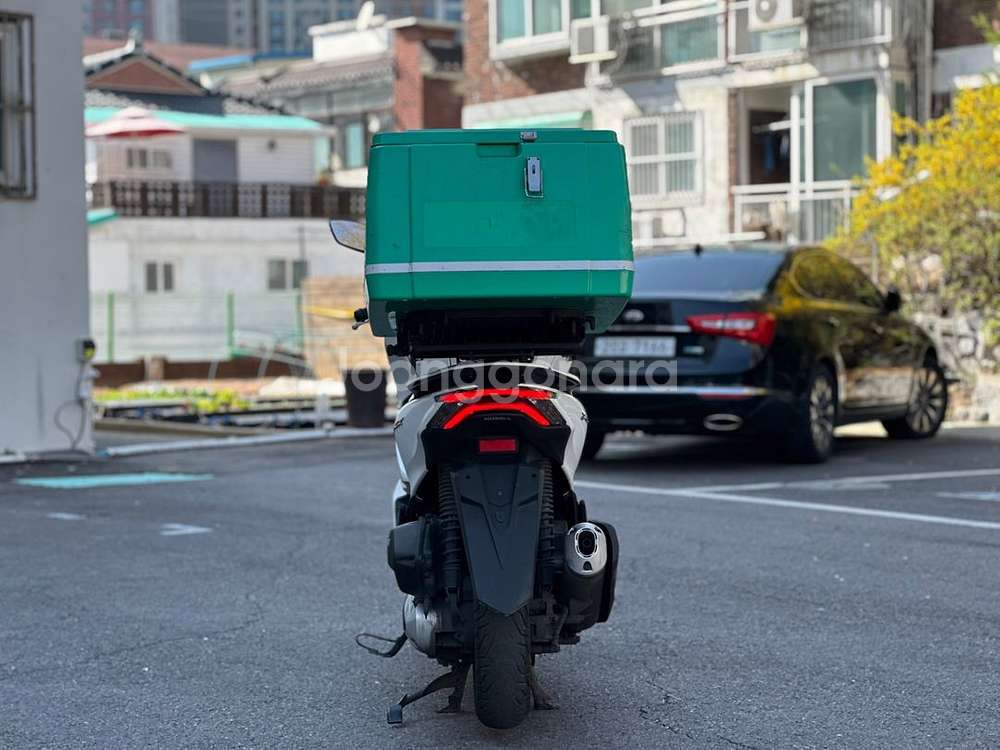 혼다 PCX125/2022년식/ABS/깔끔한 차량 판매--3
