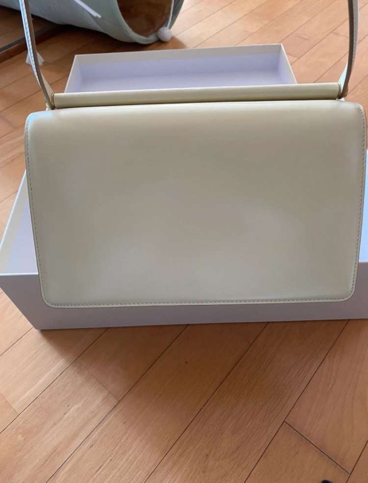 투티에 포멜가방 이미지