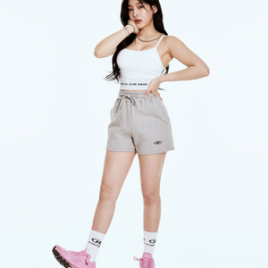 새상품! 본투윈 여자반바지 B 로고 심플하프팬츠