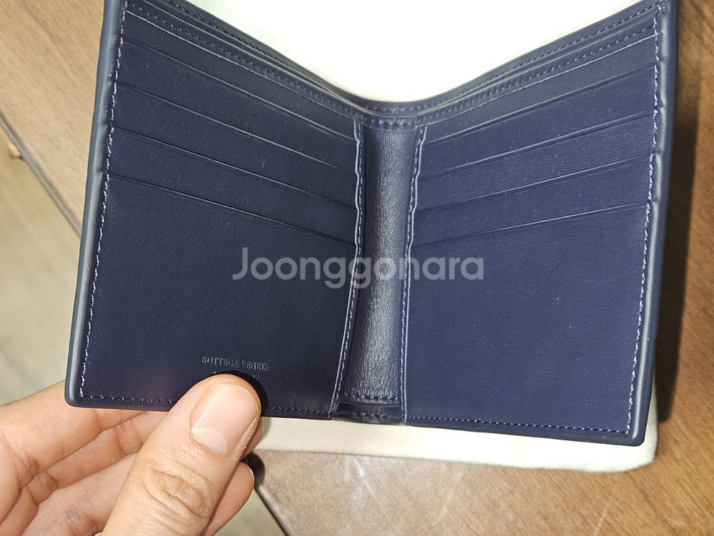 보테가 인트레치아토 피콜로 폴더형 지갑--2