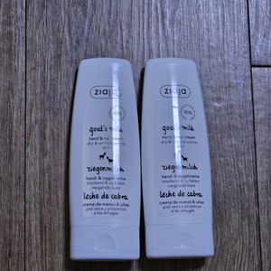 지아자 산양유 핸드 크림 80ml 2개 처분합니다