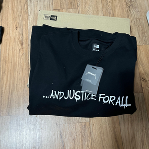 뉴에라 메탈리카 라이트닝 티셔츠 신품 L
