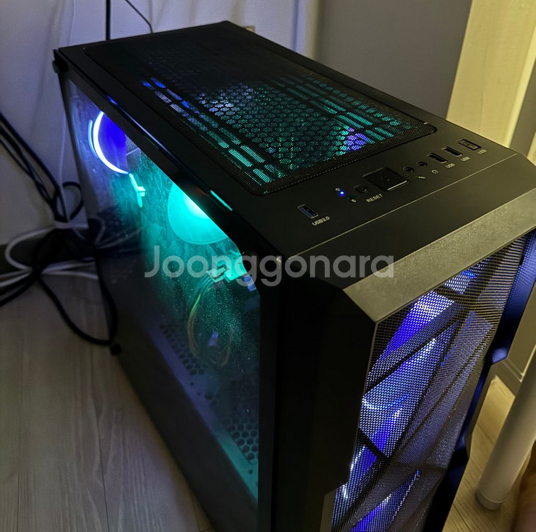 rtx2060 게이밍 본체 벤큐144모니터 판매합니다--1