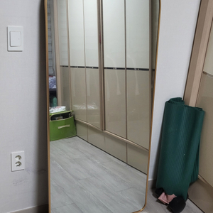 주빌리 고아랑 전신거울