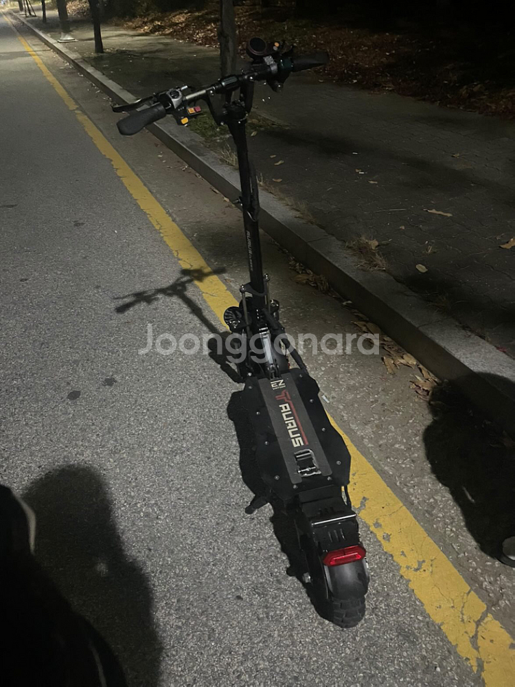 타우러스 클래식 52v 킥보드 오토바이랑 대차해여--0