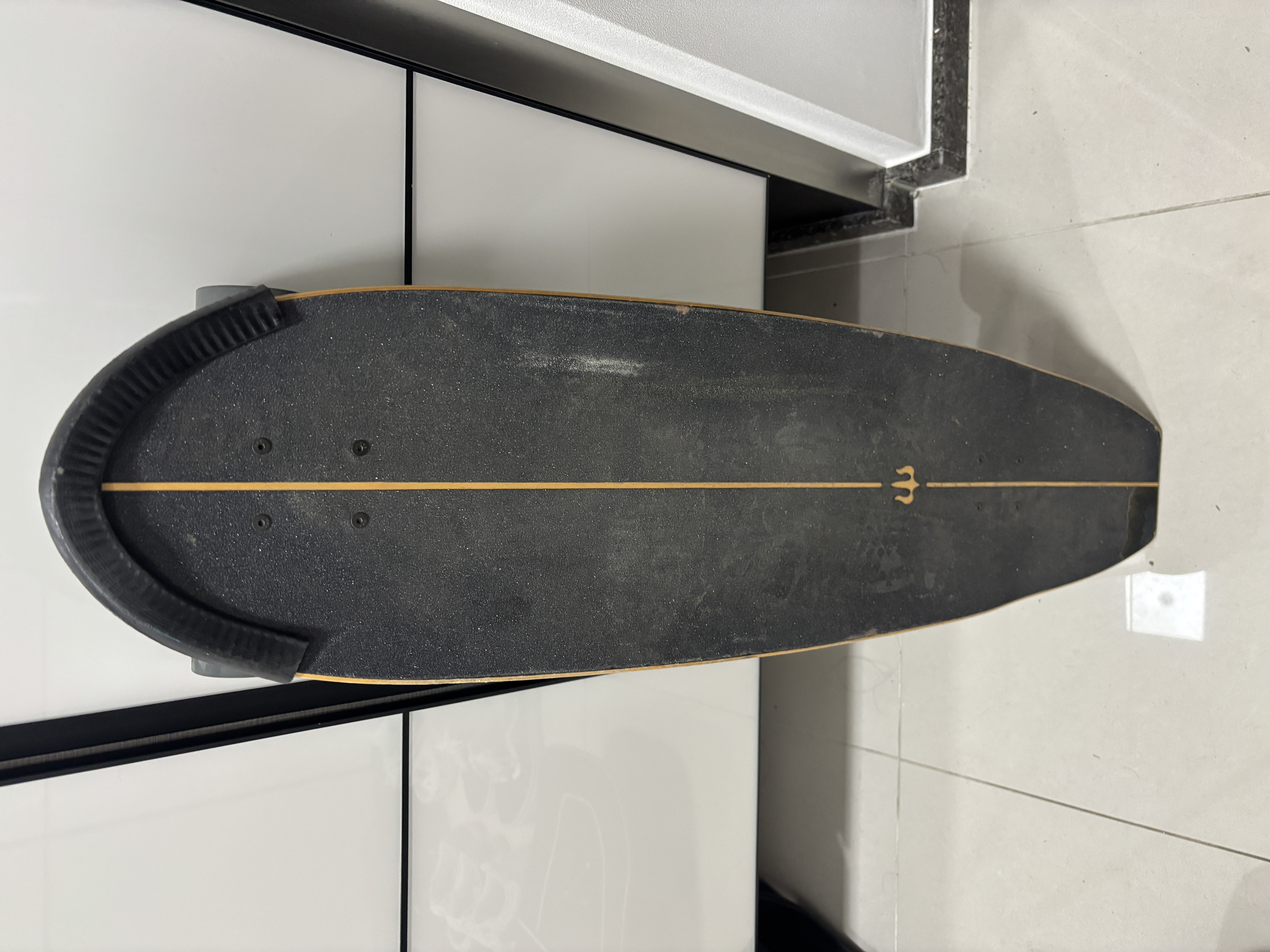 카버보드 Tyler 777 C7 트럭