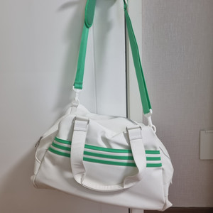 아디다스 화이트 보스톤백 운동 가방 adidas