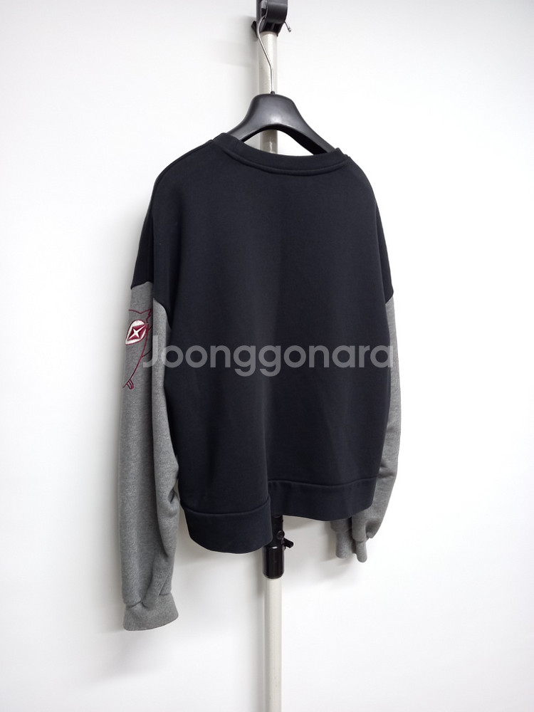 럭키슈에뜨 춘추동 맨투맨 55-77--2