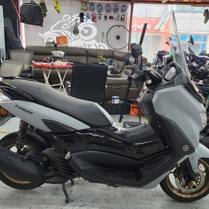 야마하 NMAX125 2022년식 상태최상 판매합니다.