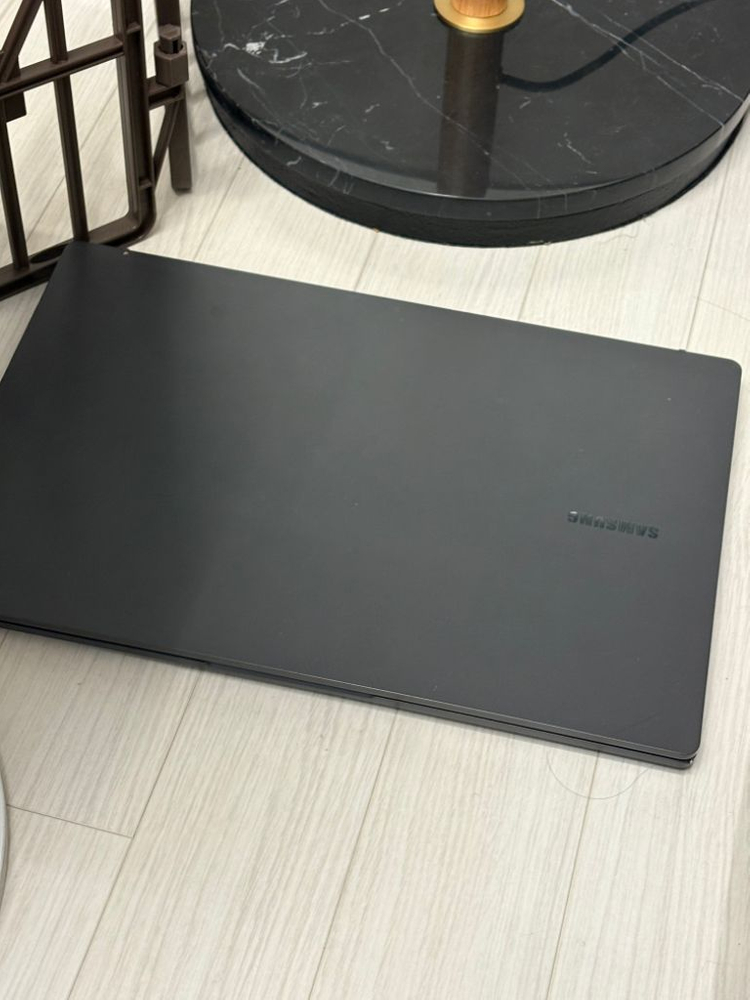 삼성 갤럭시북2 NT550XED-K78A 이미지